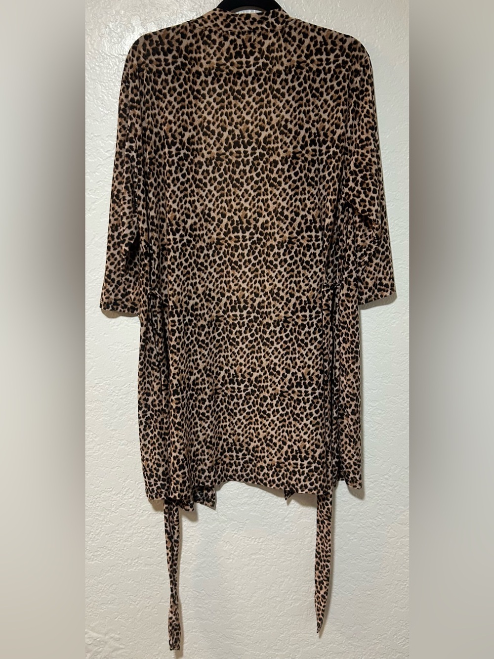 Rene Rofe Leopard Print Kimono Wrap Robe - Picture 3 of 5